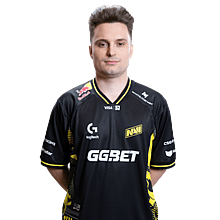 iM — CS2 player
